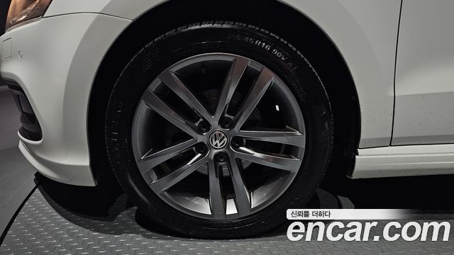 Volkswagen Polo из Кореи Encar