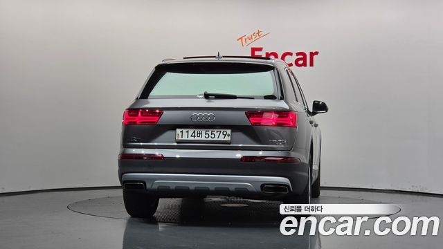 Audi Q7 35 TDI Quattro Comport — пробег 255 673 км — фото 4 из 5