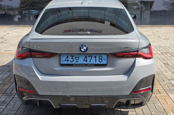 BMW i4 eDrive40 M Sports Pro — пробег 49 863 км — фото 5 из 5