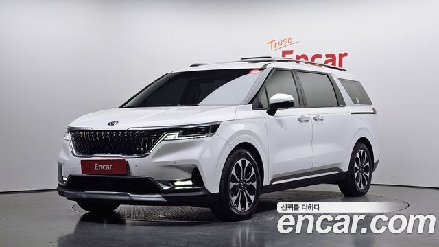 Kia Carnival Diesel 9-Seater Signature — пробег 125 457 км — фото 1 из 5
