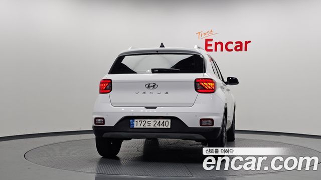 Hyundai Venue 1,6 Premium — пробег 49 622 км — фото 4 из 5