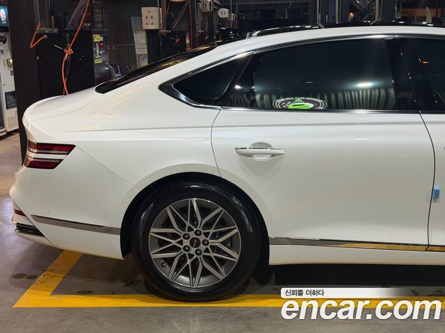 Genesis G80 Gasoline 2.5 Turbo 2WD — пробег 11 500 км — фото 3 из 5