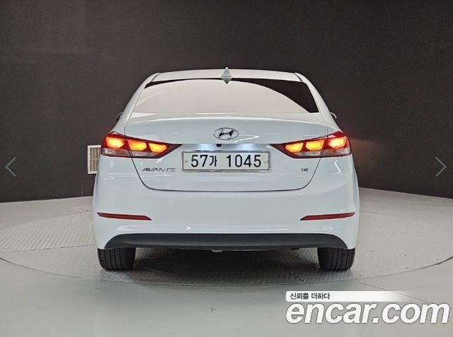 Hyundai AVANTE 1.6 GDI Value Plus — пробег 178 408 км — фото 3 из 5