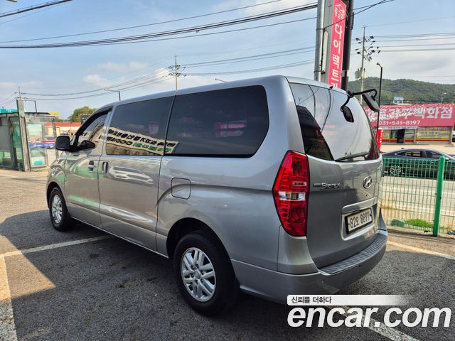 Hyundai Starex 3-Seater VAN Smart Special — пробег 232 640 км — фото 3 из 5