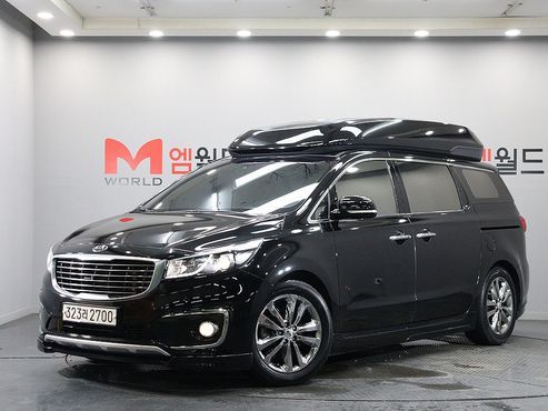 Kia Carnival 9-seater Hi-Limousine Noblesse — пробег 181 388 км — фото 1 из 5