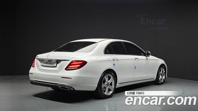 Mercedes-Benz E-Class из Кореи Encar