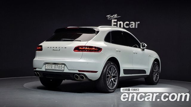Porsche Macan 3.0 S Diesel 95B — пробег 111 035 км — фото 2 из 5