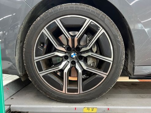 BMW i7 eDrive 50 M Sport Limited — пробег 41 192 км — фото 5 из 5