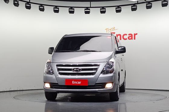 Hyundai Starex 12-Seater Wagon Smart — пробег 108 607 км — фото 3 из 5