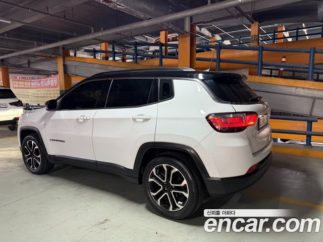 Jeep Compass 2.4 limited 2WD — пробег 71 724 км — фото 4 из 5