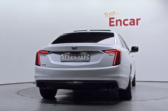 Cadillac CT6 3.6 Platinum AWD — пробег 168 591 км — фото 4 из 5