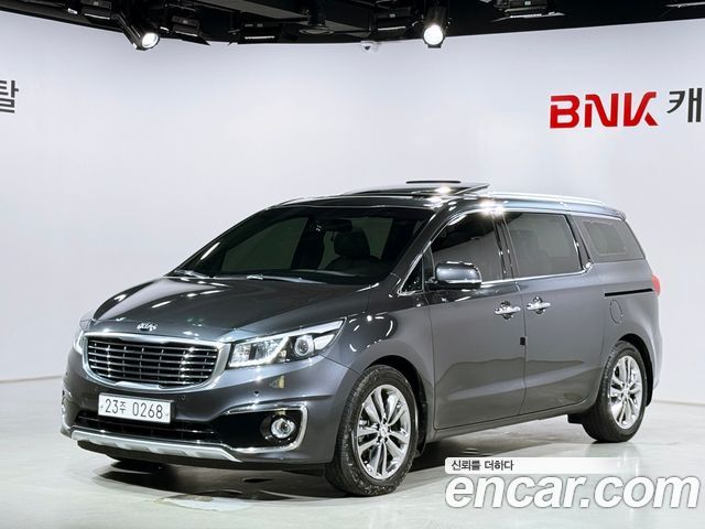Kia Carnival 7-seater Limousine VIP — пробег 204 370 км — фото 1 из 5