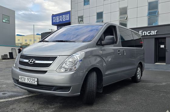 Hyundai Starex 3-Seater VAN CVX Deluxe — пробег 184 818 км — фото 1 из 5