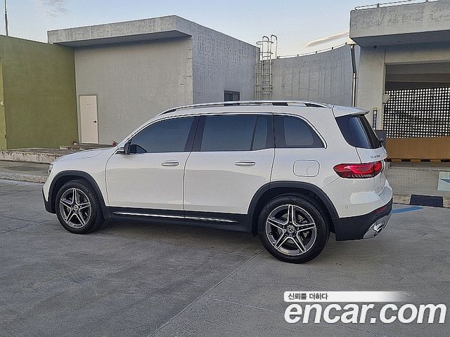 Mercedes-Benz GLB-Class GLB250 4MATIC — пробег 18 979 км — фото 4 из 5