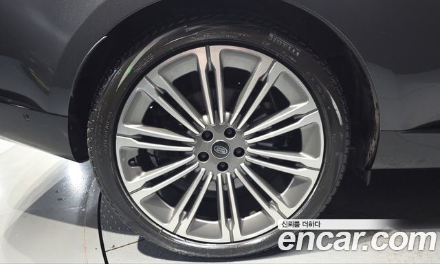 Land Rover Range Rover P530 Autobiography Long Wheel Base — пробег 65 994 км — фото 5 из 5