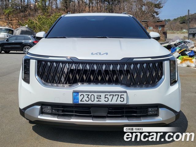Kia Carnival HEV 9 seater Prestige — пробег 2 300 км — фото 2 из 5