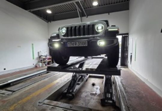 Jeep Wrangler 2.0 Sahara Power Top 4Door — пробег 30 833 км — фото 1 из 2