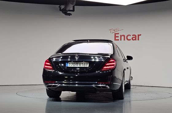 Mercedes-Benz S-Class Maybach S560 4MATIC — пробег 222 080 км — фото 4 из 5