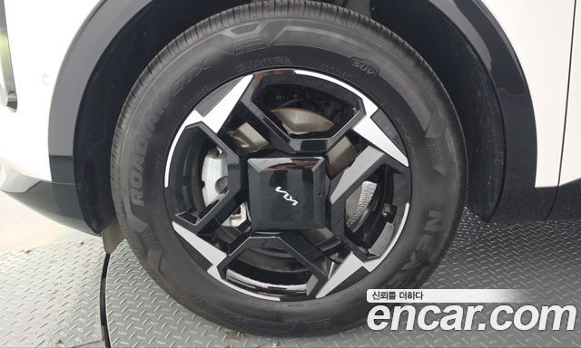 Kia Sportage Gasoline 1.6 Turbo 2WD Signature — пробег 16 382 км — фото 5 из 5