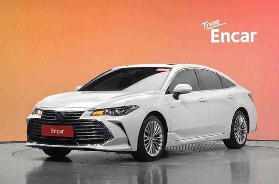 Toyota Avalon 2.5 Hybrid — пробег 75 940 км — фото 1 из 5