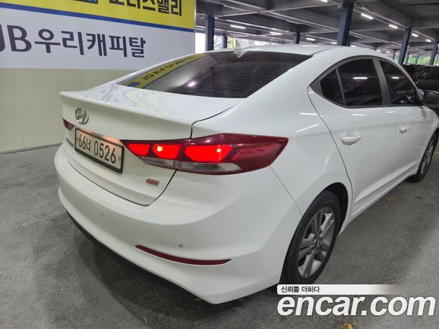 Hyundai AVANTE 1.6 GDI Modern special — пробег 139 000 км — фото 5 из 5