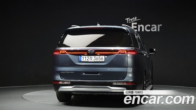 Kia Carnival Diesel 9-Seater Signature — пробег 91 210 км — фото 4 из 5