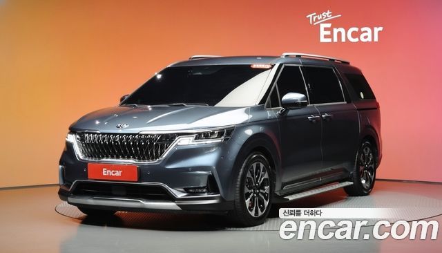 Kia Carnival Diesel 9-Seater Signature — пробег 91 210 км — фото 1 из 5