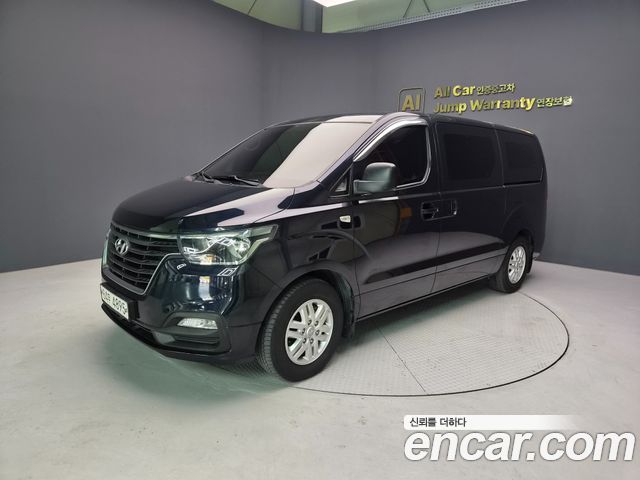 Hyundai Starex Van 3-Seater Smart — пробег 121 379 км — фото 1 из 5