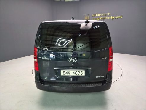 Hyundai Starex Van 3-Seater Smart — пробег 121 379 км — фото 5 из 5