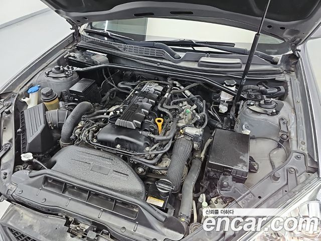 Hyundai Genesis из Кореи Encar
