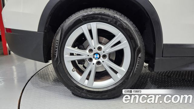BMW X1 xDrive 18d — пробег 124 476 км — фото 5 из 5