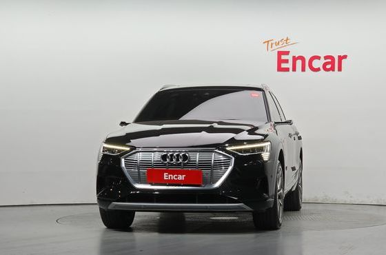 Audi e-tron 55 Quattro — пробег 68 234 км — фото 3 из 5