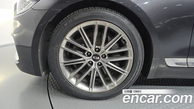 Kia K9 из Кореи Encar
