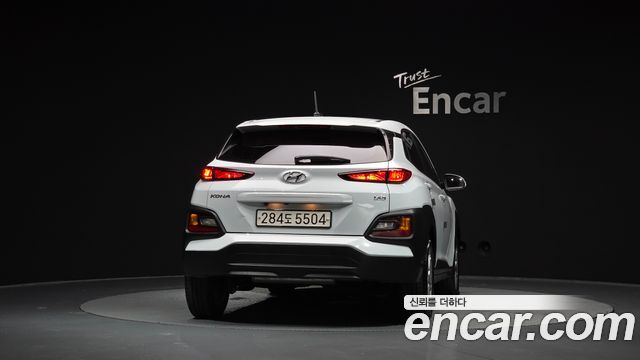 Hyundai Kona из Кореи Encar