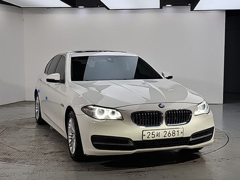 BMW 5-Series 520d xDrive — пробег 206 000 км — фото 2 из 5