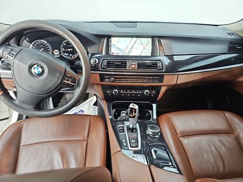 BMW 5-Series 520d xDrive — пробег 206 000 км — фото 4 из 5