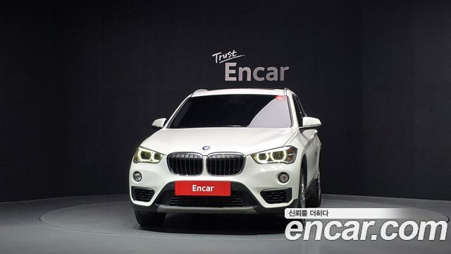 BMW X1 xDrive 18d Premium — пробег 121 381 км — фото 3 из 5