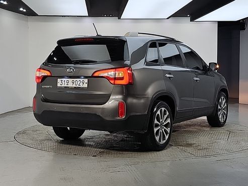 Kia Sorento Diesel 2.0 2WD Trendy — пробег 150 000 км — фото 4 из 5