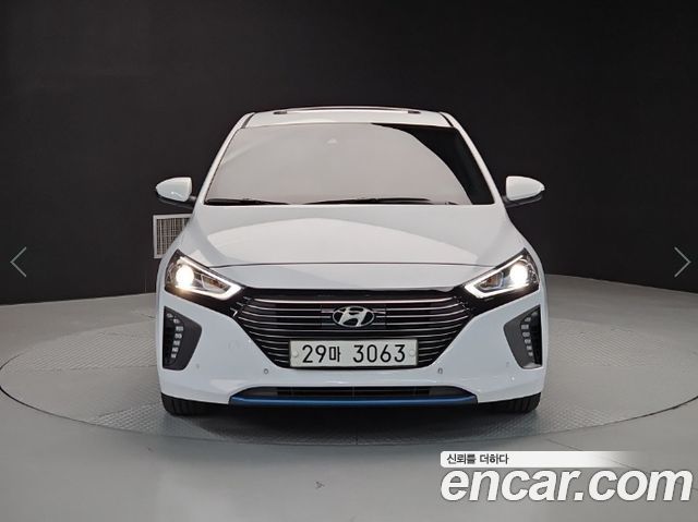 Hyundai Ioniq Q — пробег 161 612 км — фото 3 из 5