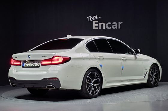 BMW 5-Series 530i xDrive M Sport Package — пробег 89 937 км — фото 2 из 5