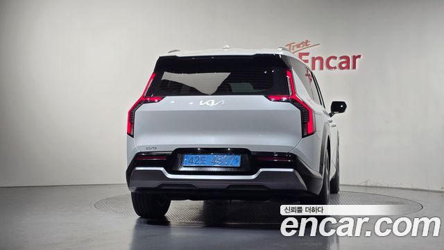 Kia EV9 Long Range 4WD Earth — пробег 52 846 км — фото 4 из 5