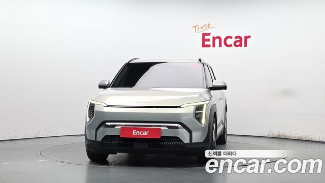 Kia EV3 Long Range 2WD Earth — пробег 41 031 км — фото 3 из 5