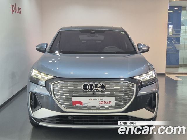 Audi Q4 e-tron 45 Premium Sportback — пробег 2 832 км — фото 2 из 4