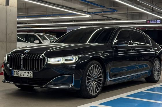 BMW 7-Series 730Ld xDrive Design Pure Excellence — пробег 87 600 км — фото 1 из 5