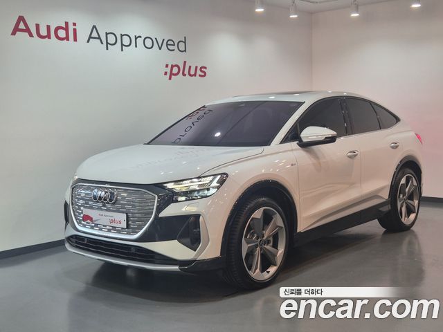 Audi Q4 e-tron 45 Premium Sportback — пробег 1 357 км — фото 1 из 5