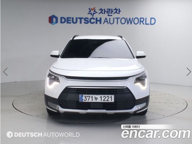 Kia Niro Best Selection — пробег 18 912 км — фото 3 из 5