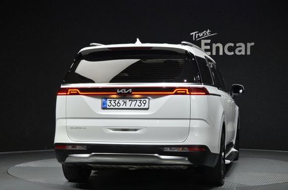 Kia Carnival Gasoline 9-Seater Signature — пробег 41 202 км — фото 4 из 5