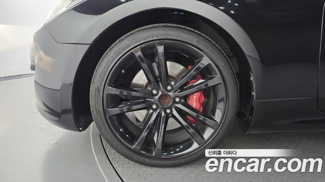 Hyundai Genesis из Кореи Encar