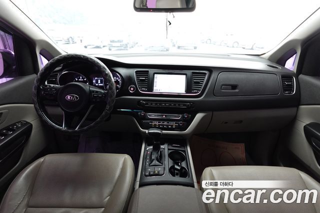 Kia Carnival из Кореи Encar