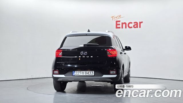 Hyundai Venue из Кореи Encar